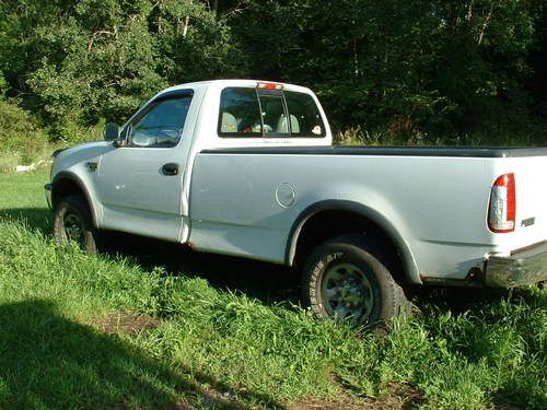 1998 ford f-250 xlt standard cab pickup 2-door 4.6l 4wd 5spd manual tranfer case