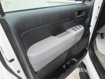 Tundra White Double Cab 4 Door TRD Clear Title All Power Truck Running Boards, image 32