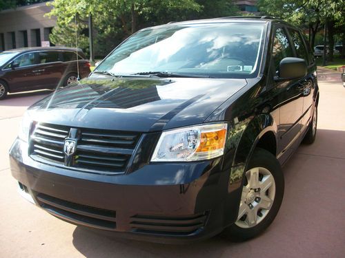 2010 dodge grand caravan se mini passenger van  3.3l,salvage,no reserve,navi,dvd