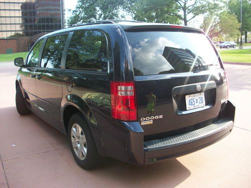 2010 Dodge Grand Caravan SE Mini Passenger Van  3.3L,SALVAGE,NO RESERVE,NAVI,DVD, image 7