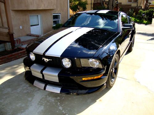 2007 ford mustang gt coupe 2-door 4.6l