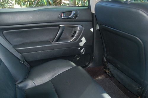 2008 SUBARU OUTBACK, image 8