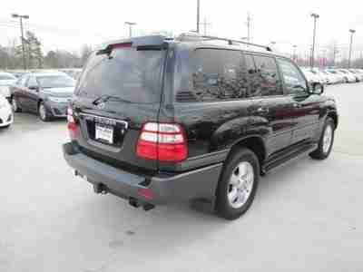 4dr 4X4 (GS) SUV 4.7L Sunroof Third Row Seat CD CURTAIN & SIDE AIRBAGS Tow Hooks, image 6