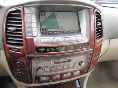 4dr 4X4 (GS) SUV 4.7L Sunroof Third Row Seat CD CURTAIN & SIDE AIRBAGS Tow Hooks, image 15