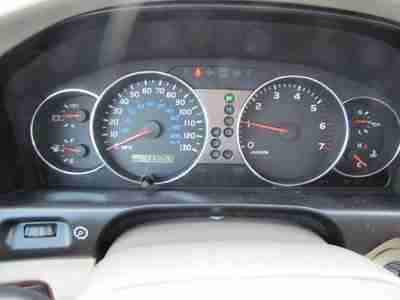 4dr 4X4 (GS) SUV 4.7L Sunroof Third Row Seat CD CURTAIN & SIDE AIRBAGS Tow Hooks, image 16