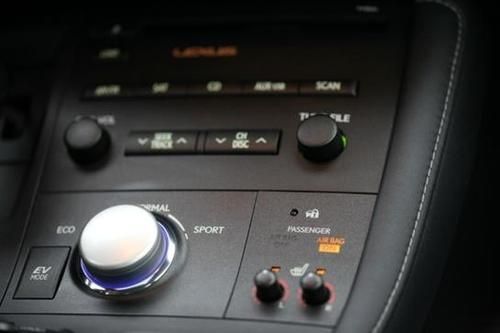 2012 lexus ct200h base hatchback 4-door 1.8l