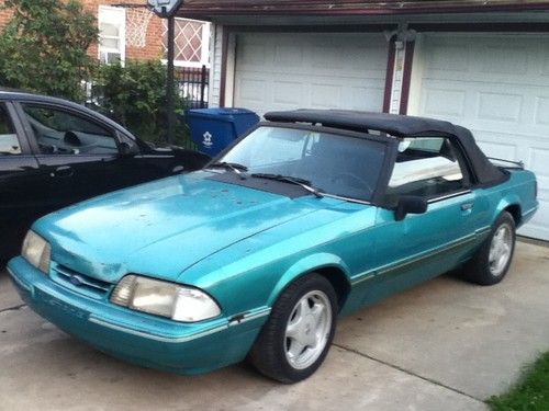 1993 ford mustang lx convertible 2-door 2.3l