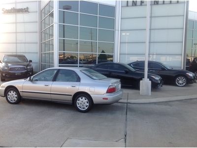 1996 honda accord 4 door lx