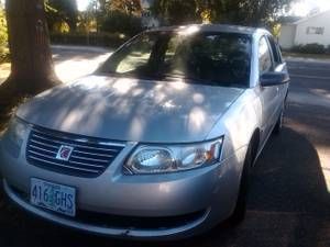 2004 saturn ion-2 base sedan 4-door 2.2l