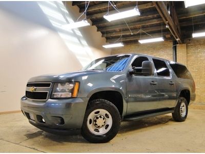 2008 suburban 2500 4wd, 6.0l v8, metallic gray, 9 pass, clean, well kept, nice!