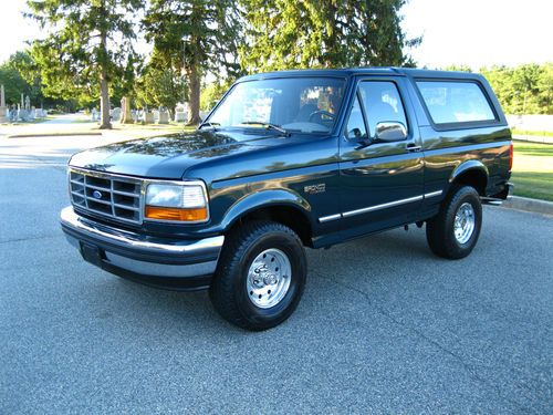 1994 bronco **one owner*** 97k actual miles! 100% original paint! 5.8 liter v8