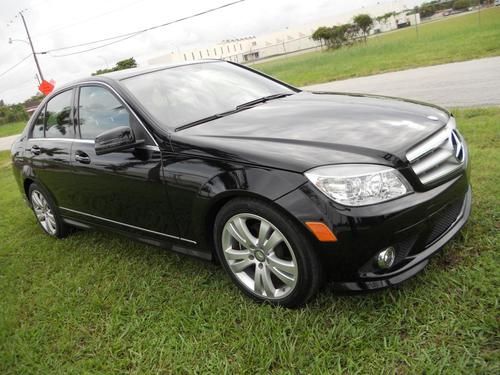 2010 mercedes benz c300 4matic, like new