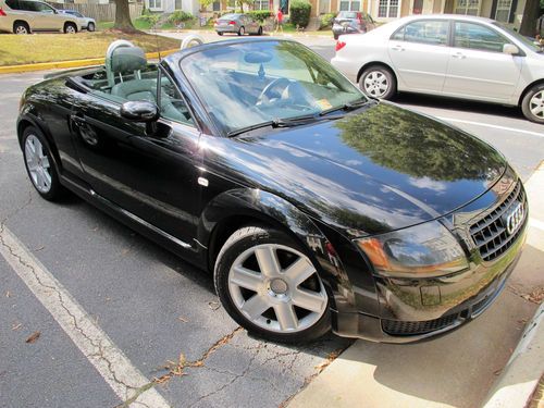 2004 audi tt roadster excellent condition, only 72k miles