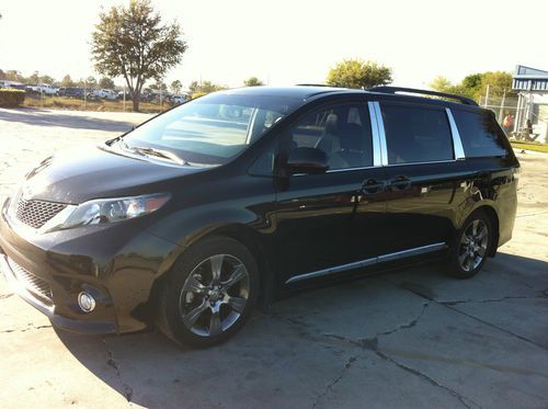 2012 toyota sienna se mini passenger van 5-door 3.5l