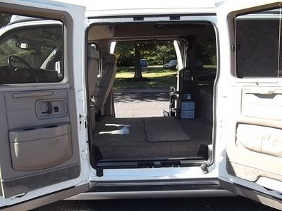 2004 CHEVROLET EXPRESS EXPLORER LIMITED SE HIGHTOP WHEELCHAIR LIFT, image 8