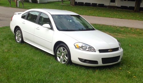 2011 chevy impala mint condition!!