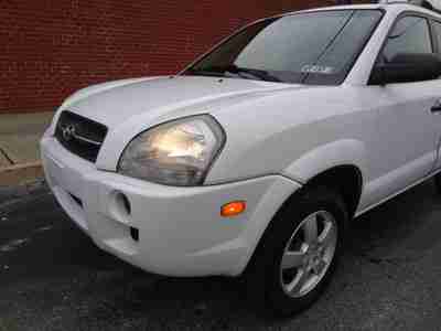 HYUNDAI TUCSON GL FWD 5-SPEED MANUAL TRANSMISSION FREE AUTOCHECK NO RESERVE, image 9