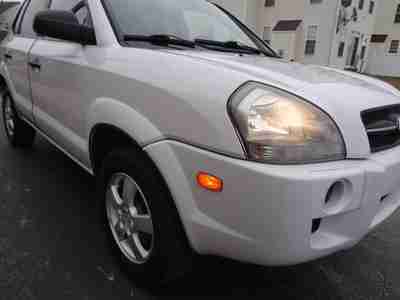 HYUNDAI TUCSON GL FWD 5-SPEED MANUAL TRANSMISSION FREE AUTOCHECK NO RESERVE, image 16