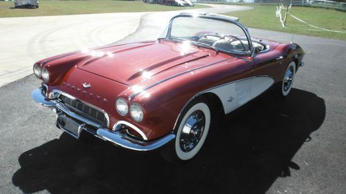 1961 corvette convertible