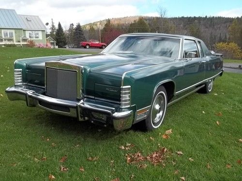 1977 lincoln town car 2 door coupe