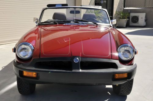 1979 MG MGB Roadster ONE OWNER ALL ORIGINAL 37,000 miles Runs and Drives GREAT!, image 4