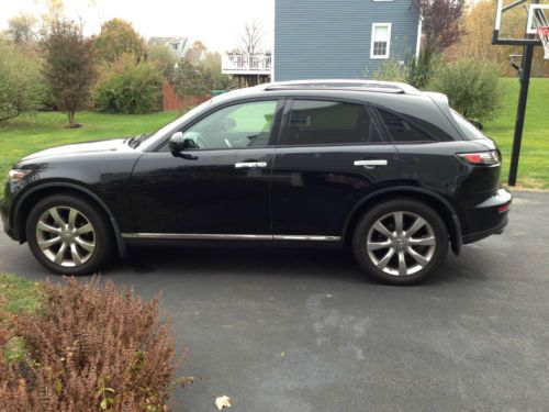 2007 infiniti fx35 sport utility, low miles, excellent cond.