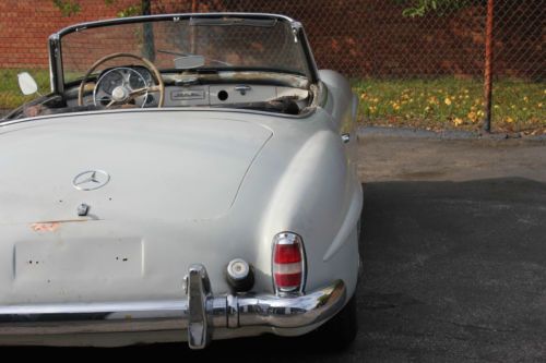1959 Mercedes Benz 190SL Roadster, image 8