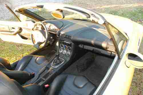 Beautiful, Very Low Mileage, 2000 BMW M Roadster! A Fun and Wicked Little Beast!, image 13