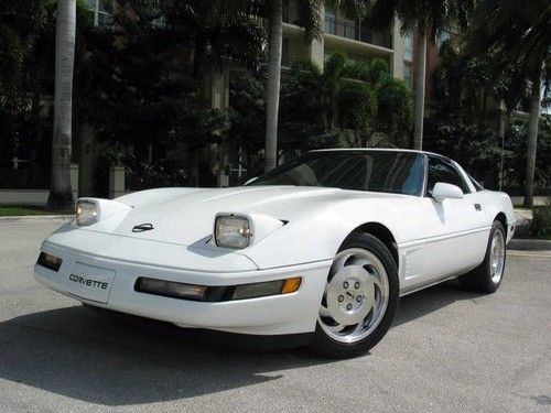 1995 chevrolet corvette coupe 27k original miles white on black fl car