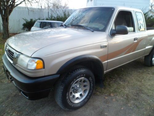 1998 mazda b3000 extra cab 4x4 3liter 6 cylinder with air conditioning