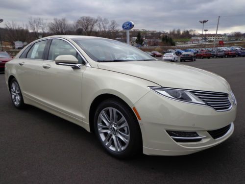 New 14 mkz hybrid fwd sunroof rear view camera navigation heated and cooled seat