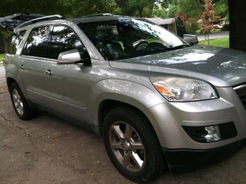 Saturn : outlook xr sport utility 4-door gmc acadia