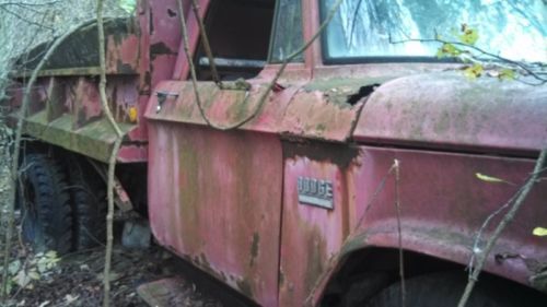 Dodge dumptruck red dual tires vintage heavy duty