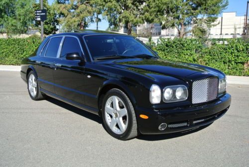 Loaded arnage t ! blk/blk , beautiful!