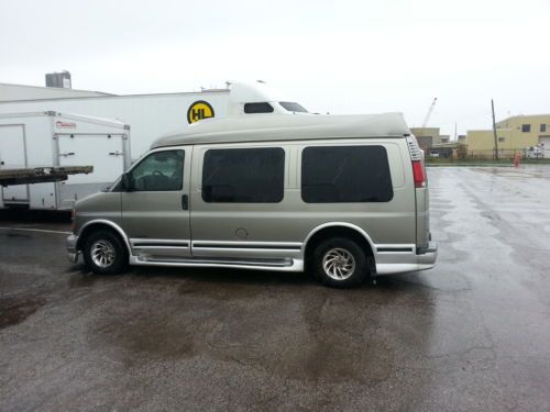 2002 gmc savana 1500 southern comfort conversion