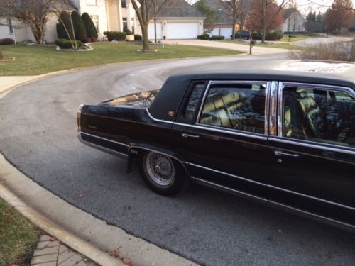 1991 Cadillac Brougham d'Elegance, 5.7L, Gold Package, Factory Sunroof, RARE!!!, image 6