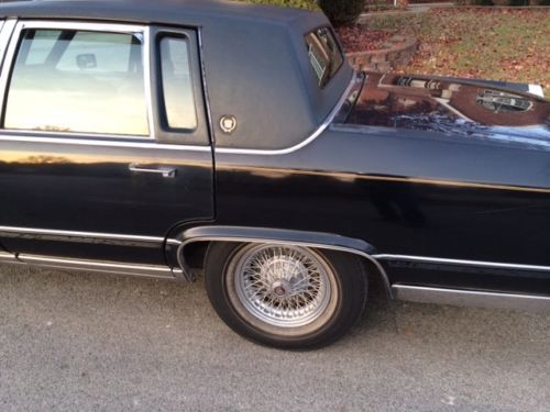 1991 Cadillac Brougham d'Elegance, 5.7L, Gold Package, Factory Sunroof, RARE!!!, image 11