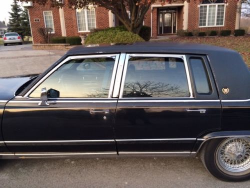 1991 Cadillac Brougham d'Elegance, 5.7L, Gold Package, Factory Sunroof, RARE!!!, image 12