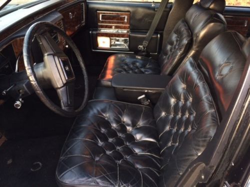 1991 Cadillac Brougham d'Elegance, 5.7L, Gold Package, Factory Sunroof, RARE!!!, image 17