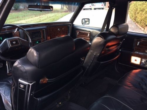 1991 Cadillac Brougham d'Elegance, 5.7L, Gold Package, Factory Sunroof, RARE!!!, image 21