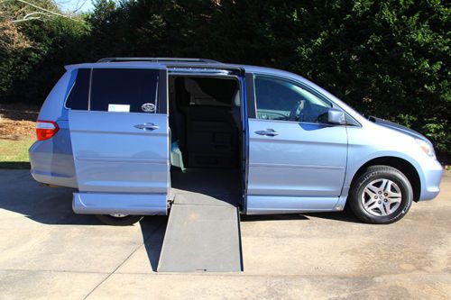 2007 honda odyssey ex-l handicap van vmi northstar power in floor ramp