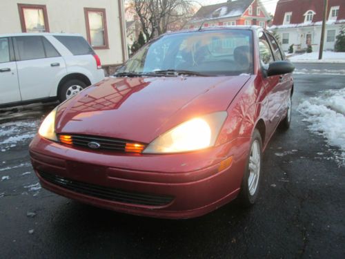 2002 ford focus se sedan 4-door wow ~!~l@@k you might buy this car runs great !