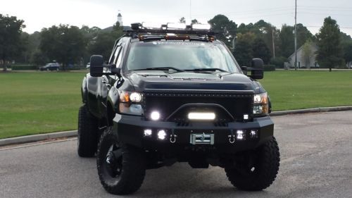 Custom 2011 chevrolet 3500 hd duallie ltz 4x4