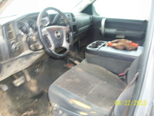 2007 Chevrolet Silverado 1500 Classic parts or rebuild low reserve, image 6