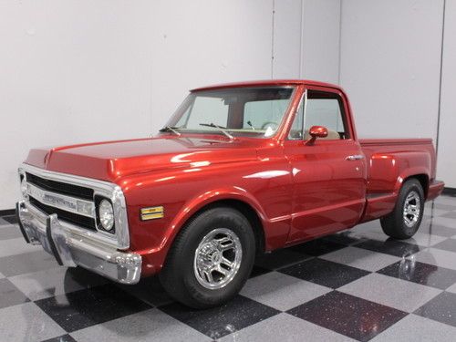 Show quality resto mod, 350 cid, power steering &amp; brakes, r134 a/c, cd, 12 bolt