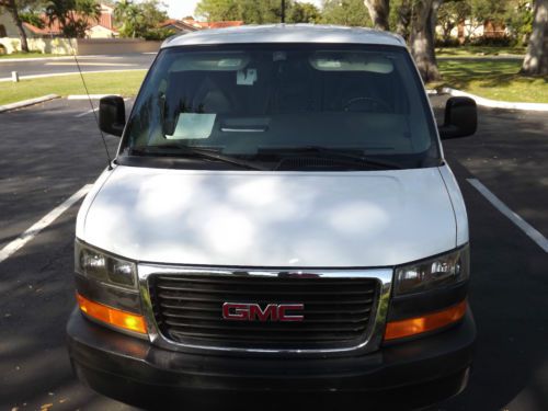 2006 gmc savana 2500 base extended cargo van 3-door 4.8l