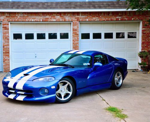 1996 dodge viper gts coupe 2-door 8.0l