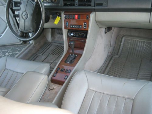 1987 Mercedes-Benz Florida title& serviced  E-Class 300TD WAGON, image 9