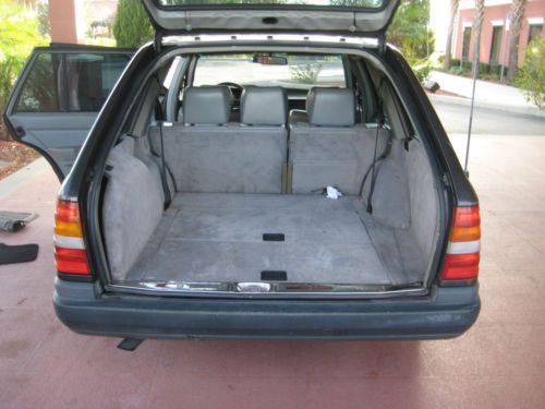1987 Mercedes-Benz Florida title& serviced  E-Class 300TD WAGON, image 14