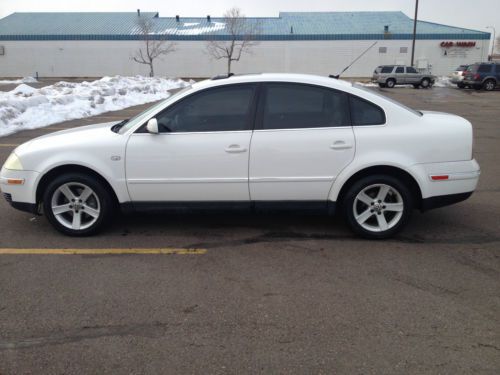 White 2004 passat sedan with gray leather interior. in very good condition!